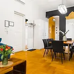 Glamorous In Heart Of Old Town Apartmán *